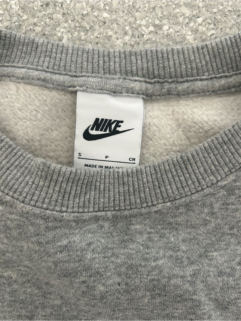 NWOT Nike Women’s Sportswear Phoenix Fleece Heritage Grey Sweatshirt Size S - Picture 4 of 6